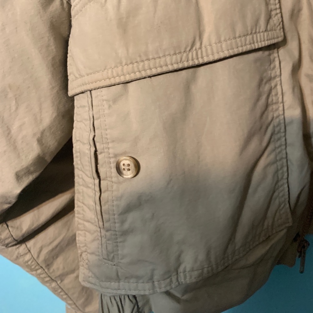 Tan jacket - Picture 2 of 3